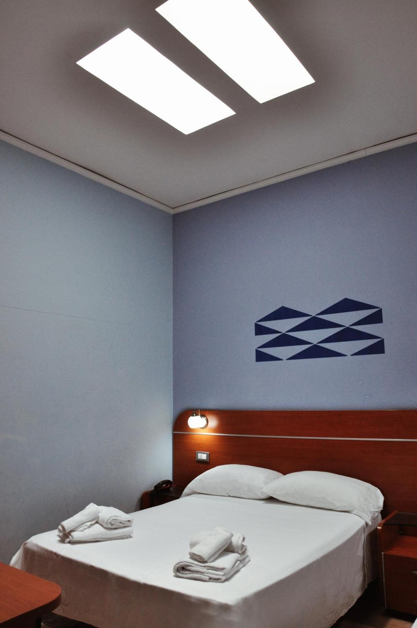 Millennium Gold Hotel Napoli Bagian luar foto