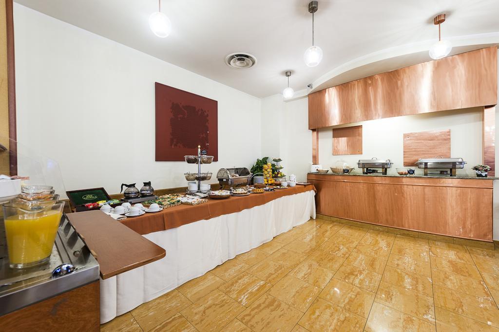 Millennium Gold Hotel Napoli Bagian luar foto