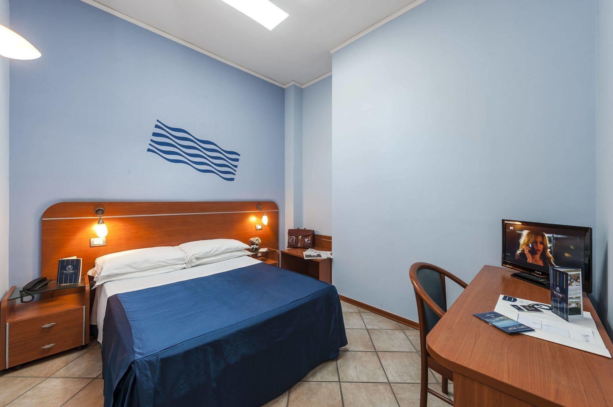 Millennium Gold Hotel Napoli Bagian luar foto